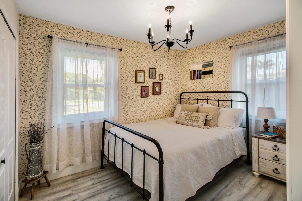 Private Heated Pool Oasis Pet-Friendly Retreat Short Or Long Stays Sleeps 2-8 Ppl Pompano Beach Dış mekan fotoğraf