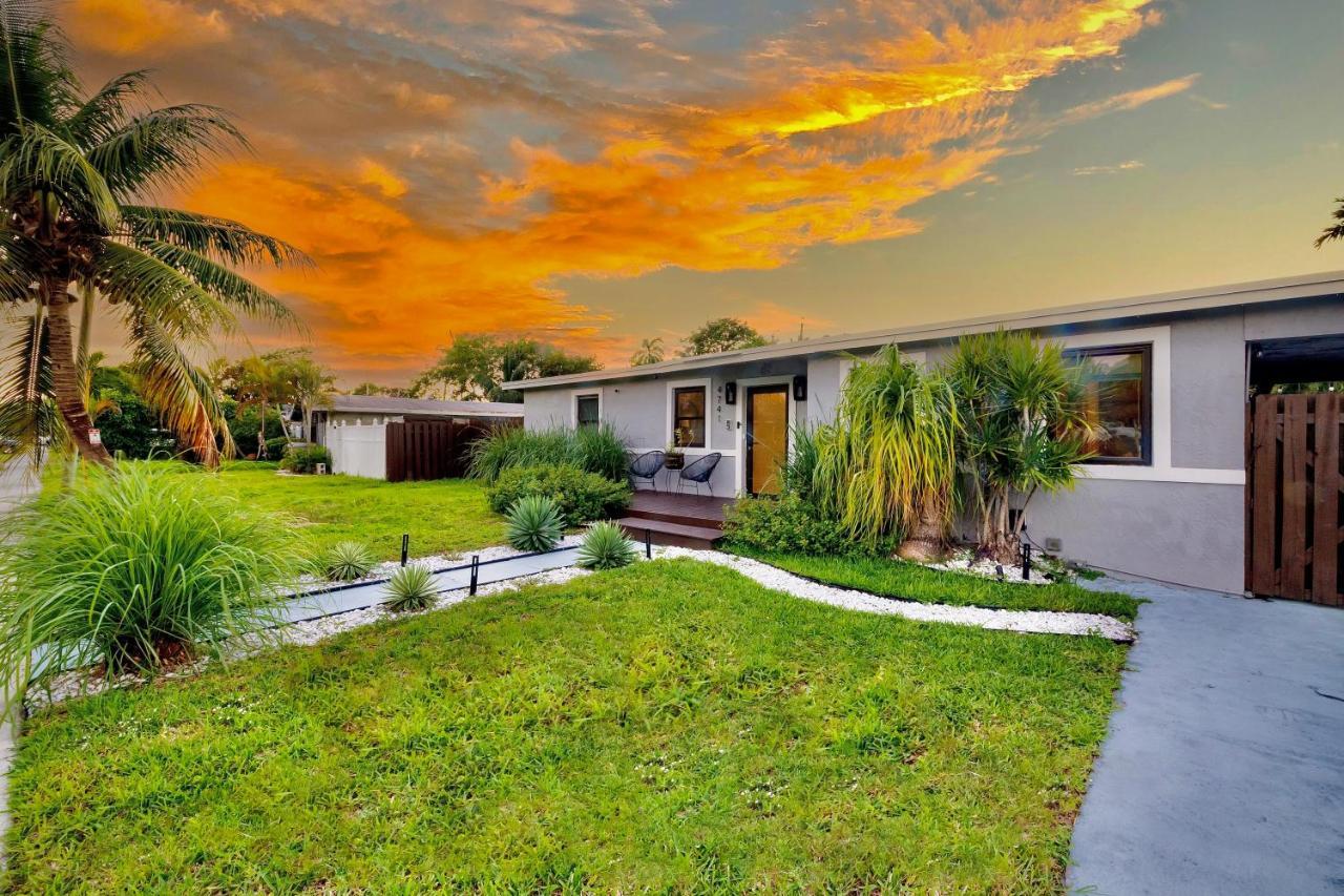 Private Heated Pool Oasis Pet-Friendly Retreat Short Or Long Stays Sleeps 2-8 Ppl Pompano Beach Dış mekan fotoğraf